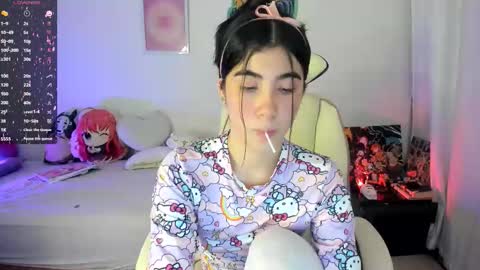 Snapshot of cyber_lizz chatting on September 2025 01:20:02 AM Liz online show from September 2025 01:20:02 AM