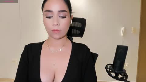 Snapshot of cyborgmuse chatting on October 2025 06:24:02 AM cyborgmuse online show from October 2025 06:24:02 AM