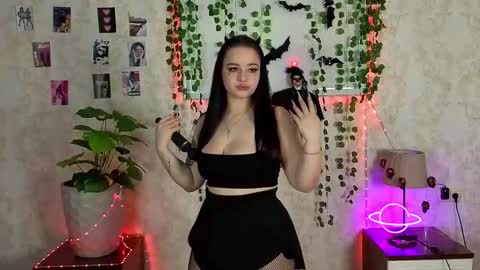 Snapshot of cycloidnest chatting on October 2025 06:53:01 PM cycloidnest online show from October 2025 06:53:01 PM