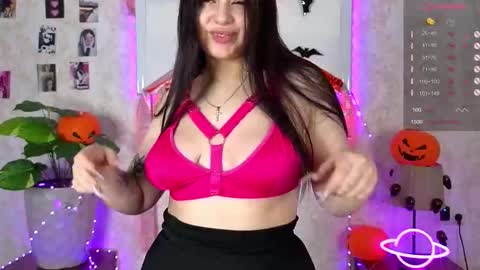 Snapshot of cycloidnest chatting on November 2025 06:18:01 PM cycloidnest online show from November 2025 06:18:01 PM