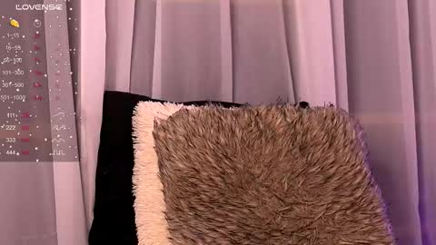 Snapshot of cynthiawest chatting on October 2025 02:50:02 AM Ivy online show from October 2025 02:50:02 AM