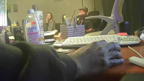 Snapshot of da_c_e_a_c_k_s chatting on November 2025 10:15:02 PM Da C E A C K S online show from November 2025 10:15:02 PM