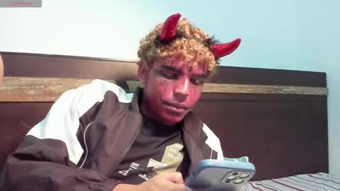 Snapshot of daark_eros chatting on October 2025 01:07:02 AM Dark Eros online show from October 2025 01:07:02 AM