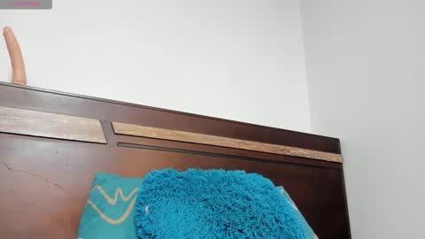 Snapshot of daark_eros chatting on November 2025 08:33:02 PM Dark Eros online show from November 2025 08:33:02 PM