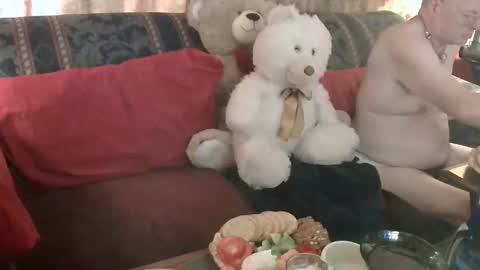 Snapshot of daddycubbyhubby chatting on October 2025 05:41:02 PM Daddy online show from October 2025 05:41:02 PM