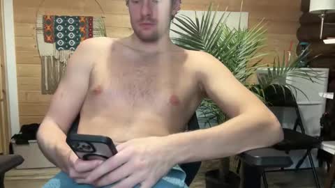 Snapshot of daddydoesit69 chatting on October 2025 07:56:02 PM Leo online show from October 2025 07:56:02 PM