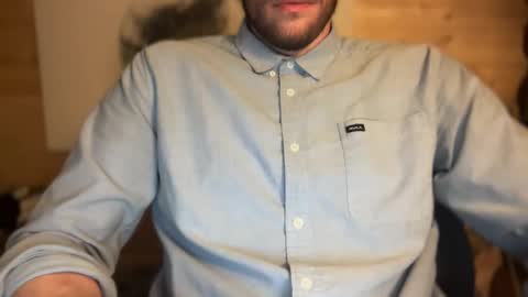 Snapshot of daddydoesit69 chatting on November 2025 07:43:01 PM Leo online show from November 2025 07:43:01 PM