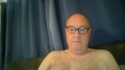 daddyhere4uall6 online show from October 2025 07:29:01 AM