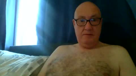 daddyhere4uall6 online show from October 2025 07:20:02 AM