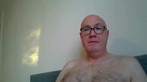 daddyhere4uall6 online show from October 2025 07:05:02 AM