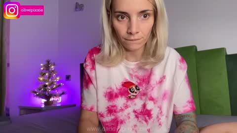 daddyspixxie online show from December 2024 10:47:02 PM