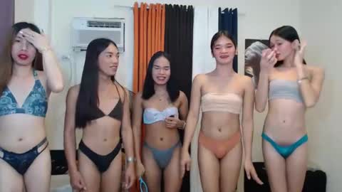 dadysgirl_21 online show from September 2025 12:18:01 PM