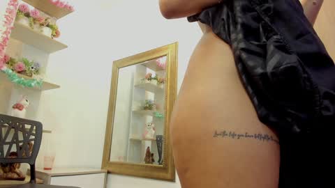 Lesly online show from December 2024 07:17:02 AM