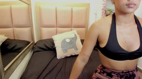 Lesly online show from December 2024 10:24:02 AM