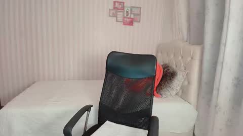 Snapshot of daeneryslove_doll chatting on November 2025 07:31:01 AM daeneryslove_doll online show from November 2025 07:31:01 AM