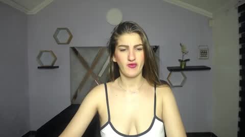 Dafne Castro online show from September 2025 10:31:01 AM