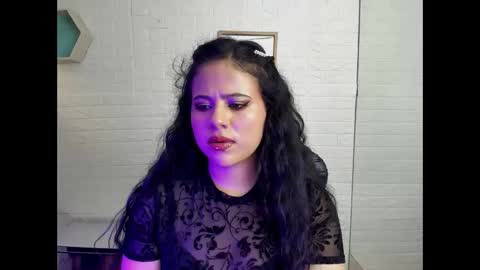 Dafne online show from September 2025 09:37:02 PM