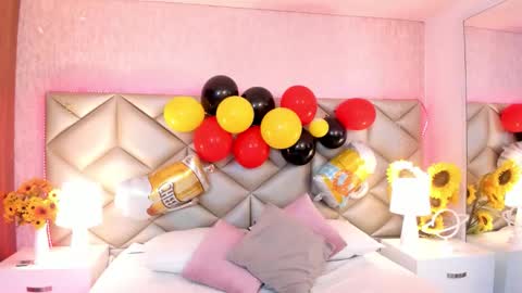 Dafnne online show from September 2025 04:28:01 AM