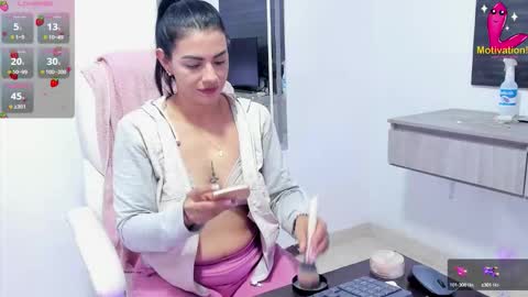 Snapshot of dahian_carter chatting on September 2025 12:53:01 PM Dahian online show from September 2025 12:53:01 PM