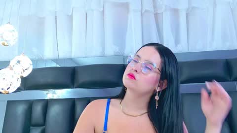 Dahiana online show from October 2025 11:32:02 AM