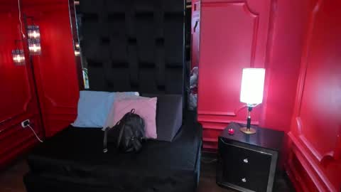 Snapshot of dahianeconnor chatting on November 2025 11:35:01 AM Dahiane Connor online show from November 2025 11:35:01 AM