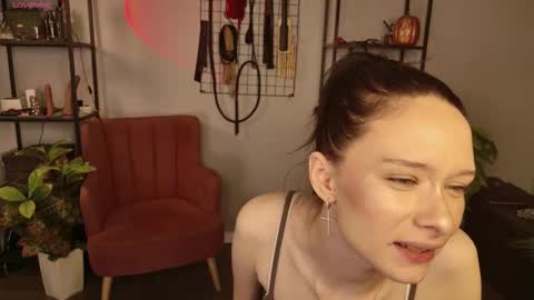 daily_glam online show from October 2025 12:26:02 PM