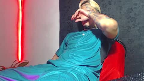 Snapshot of daimond_hope666 chatting on January 2025 03:08:02 AM Daimond hope666 online show from January 2025 03:08:02 AM