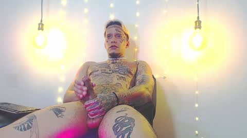 Snapshot of daimond_hope666 chatting on January 2025 06:57:01 AM Daimond hope666 online show from January 2025 06:57:01 AM