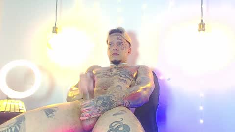 Snapshot of daimond_hope666 chatting on January 2025 11:28:01 PM Daimond hope666 online show from January 2025 11:28:01 PM