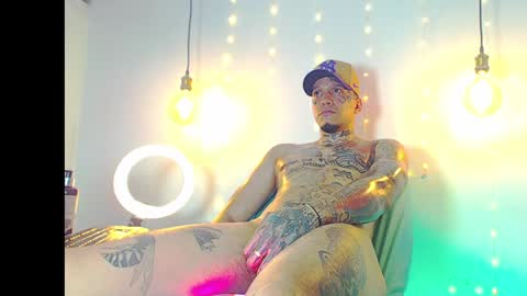 Snapshot of daimond_hope666 chatting on February 2025 07:37:01 AM Daimond hope666 online show from February 2025 07:37:01 AM