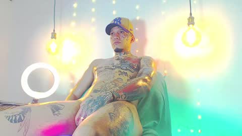 Snapshot of daimond_hope666 chatting on February 2025 03:32:02 AM Daimond hope666 online show from February 2025 03:32:02 AM