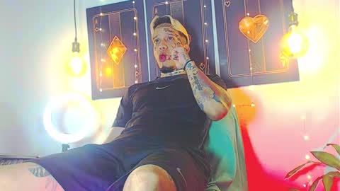 Snapshot of daimond_hope666 chatting on February 2025 04:20:01 AM Daimond hope666 online show from February 2025 04:20:01 AM