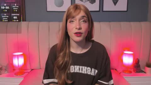 Snapshot of daimondpink chatting on October 2025 03:29:02 AM daimondpink online show from October 2025 03:29:02 AM