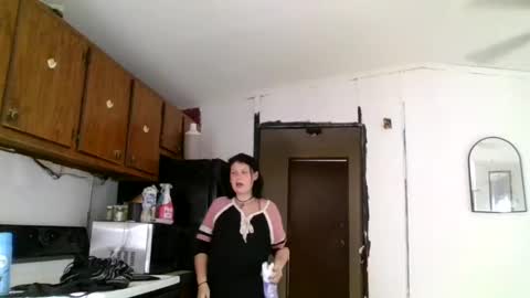 daisey42069 online show from September 2025 03:05:01 PM