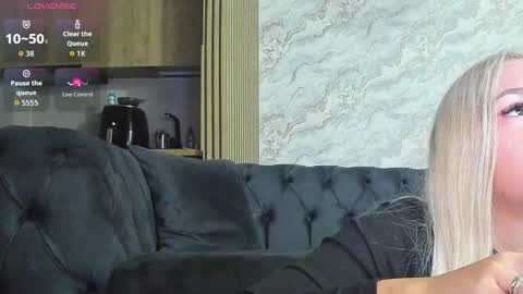 DaIsy Abby online show from October 2025 04:24:02 AM