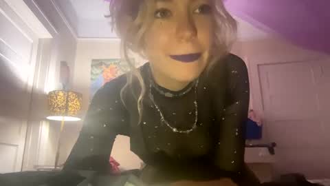 Snapshot of daisybaby699 chatting on January 2025 02:30:02 AM DaisyB3 online show from January 2025 02:30:02 AM