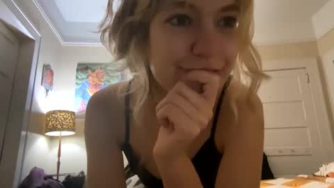 Snapshot of daisybaby699 chatting on January 2025 09:13:02 AM DaisyB3 online show from January 2025 09:13:02 AM