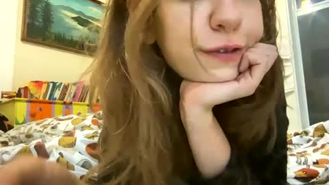 Snapshot of daisybaby699 chatting on March 2025 02:15:02 AM DaisyB3 online show from March 2025 02:15:02 AM