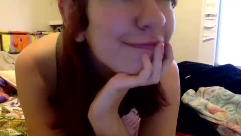 Snapshot of daisybaby699 chatting on November 2025 08:13:02 PM DaisyB3 online show from November 2025 08:13:02 PM