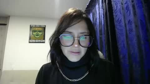 IG  dakotasofiaa online show from March 2025 11:25:02 AM