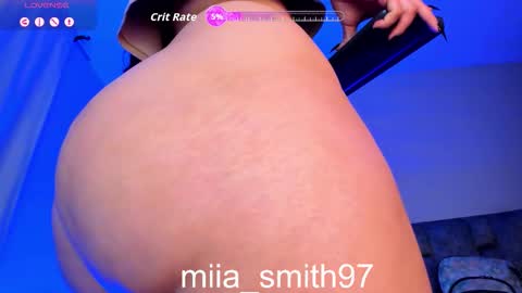 mia online show from October 2025 09:58:02 PM