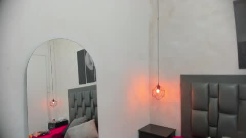 Snapshot of dakota_roussee chatting on October 2025 12:09:01 PM Dakota online show from October 2025 12:09:01 PM