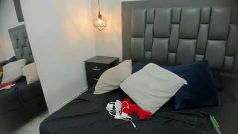 Snapshot of dakota_roussee chatting on November 2025 12:15:01 PM Dakota online show from November 2025 12:15:01 PM