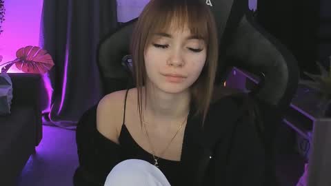 dakotaajohnnson online show from February 2025 03:21:02 AM