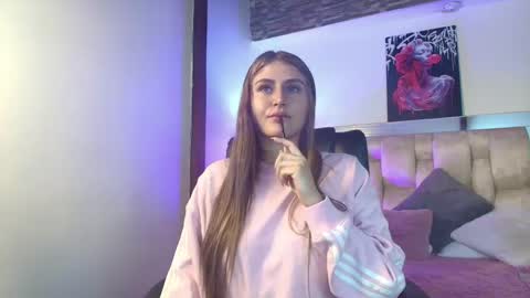 Snapshot of dakotarobbins_ chatting on March 2025 08:44:02 PM dakotarobbins_ online show from March 2025 08:44:02 PM
