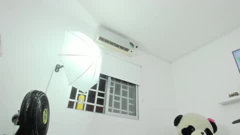  Ren  online show from September 2025 01:33:01 AM