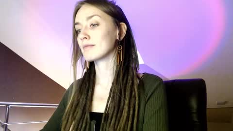 Snapshot of dalia_peach chatting on December 2024 10:12:02 AM Dalia online show from December 2024 10:12:02 AM