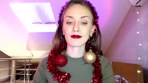 Snapshot of dalia_peach chatting on December 2024 10:34:02 AM Dalia online show from December 2024 10:34:02 AM