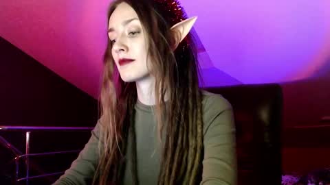 Snapshot of dalia_peach chatting on December 2024 01:42:02 PM Dalia online show from December 2024 01:42:02 PM