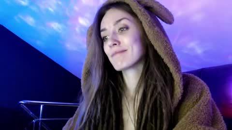 Snapshot of dalia_peach chatting on February 2025 01:30:01 PM Dalia online show from February 2025 01:30:01 PM